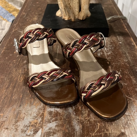 BrightonFootwear 8 - Picture 3 of 15